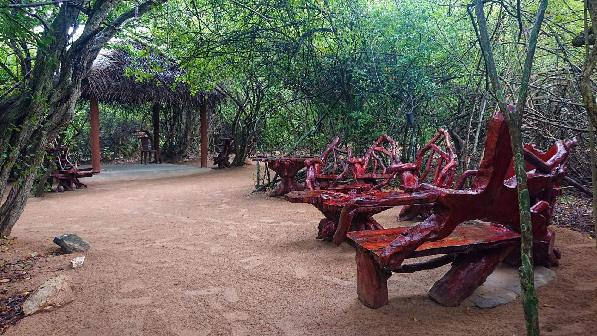Podi Hoona Bush Camp * Yala